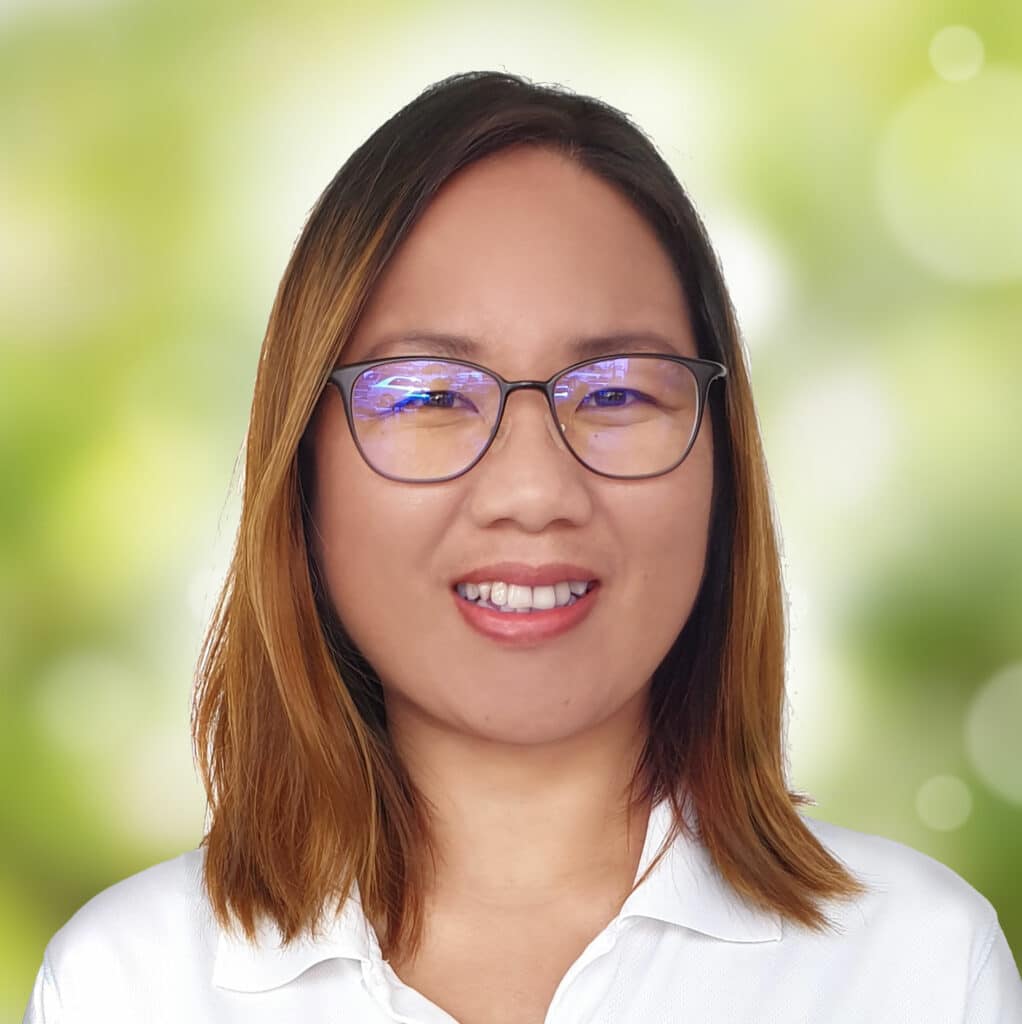 This Naily Bt Neus, Receptionist at Chiropractic Specialty Center in Malaysia.
